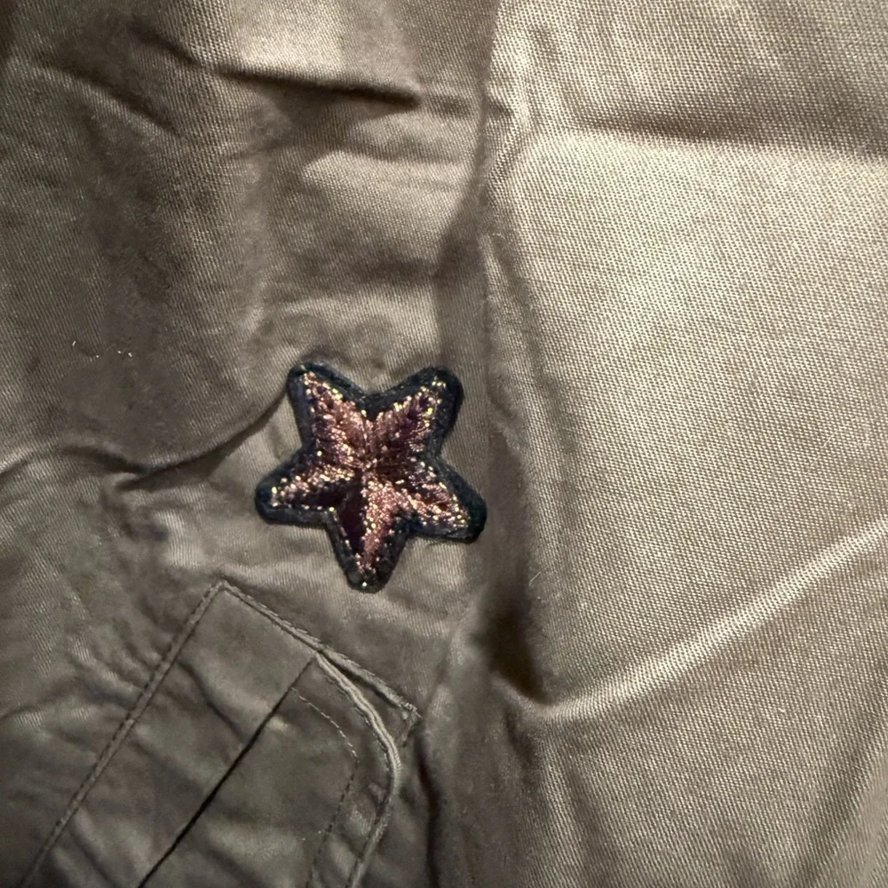 ✨ Dance & Marvel Embroidered Utility Jacket – “La Vie Est Belle” fits to large✨‎